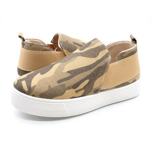 Outwoods Savvy Womens 7 Platform Sneakers Tan Camo Slip On Casual Fashion Shoes